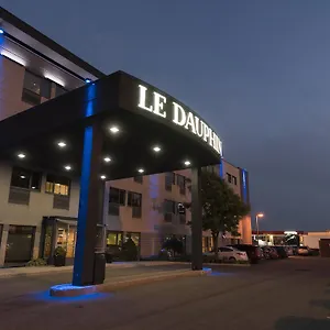 & Le Dauphin Canada